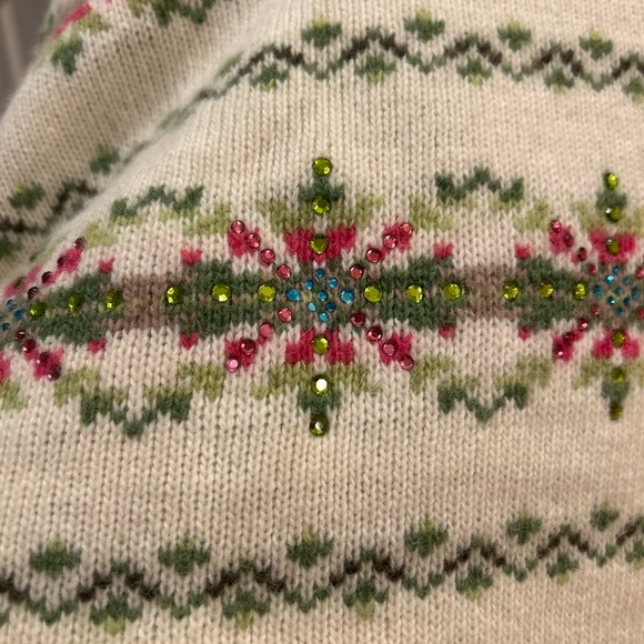 Moda International Women's Cream and Green Floral Sweater - Picture 4 of 4